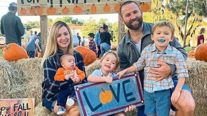 Lyndsey Landmann ist empört über die Gebühr, die ihr wegen ihrer lauten Kinder im Restaurant angedroht wurde. Am Ende musste sie diese aber nicht zahlen.