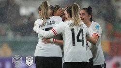 Großer Jubel bei Österreichs Fußball-Frauen ... (Bild: Facebook.com/Das Frauen-Nationalteam)