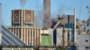 Bei Lenzing sollen 500 Jobs wackeln.