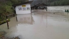 Hochwasser bei der Valentinsfähre in Glainach (Bild: zVg)