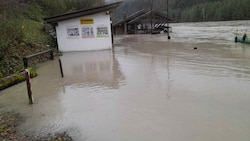 Hochwasser bei der Valentinsfähre in Glainach (Bild: zVg)