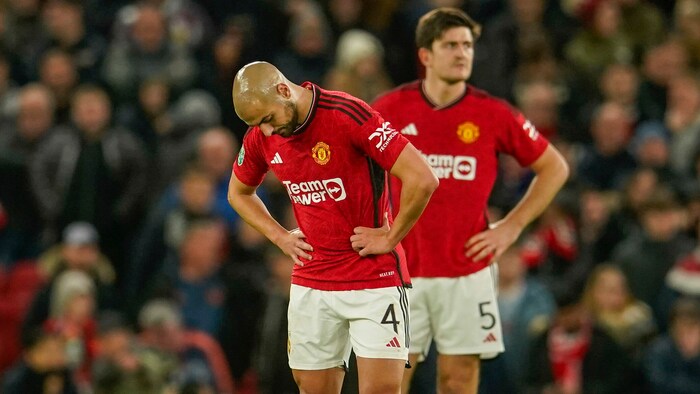 Manchester United muss um die Königsklasse bangen.