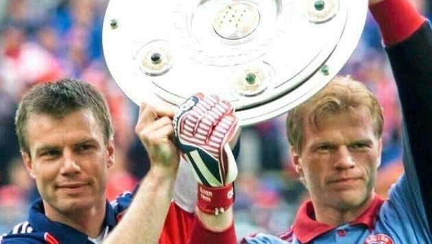 Thomas Helmer mit Bayerns Tormann-Legende Oliver Kahn. (Bild: Bongarts)