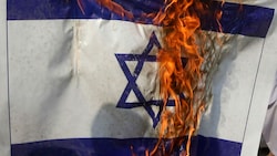 Der Konflikt zwischen Juden und Palästinensern tobt seit Jahrzehnten. Er scheint fast unlösbar zu sein. (Bild: AP)