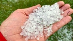 Hagel im November: Gärten und Felder im Mittel- und Südburgenland waren mit den Eiskörnern bedeckt. (Bild: Christian Schulter)