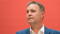 Am kommenden Wochenende in Graz hofft SPÖ-Chef Babler auf eine deutliche Bestätigung durch die Genossen. (Bild: picturedesk.com)