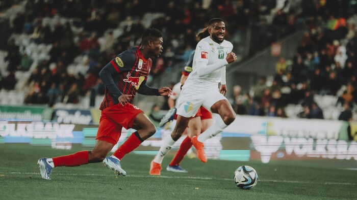 Karim Konate (li.) gelang wie im ersten Duell ein Doppelpack gegen die Wattener.