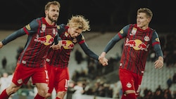 Andreas Ulmer, Mads Bidstrup und Luka Sucic (v. li.). (Bild: Jasmin Walter - FC Red Bull Salzburg)