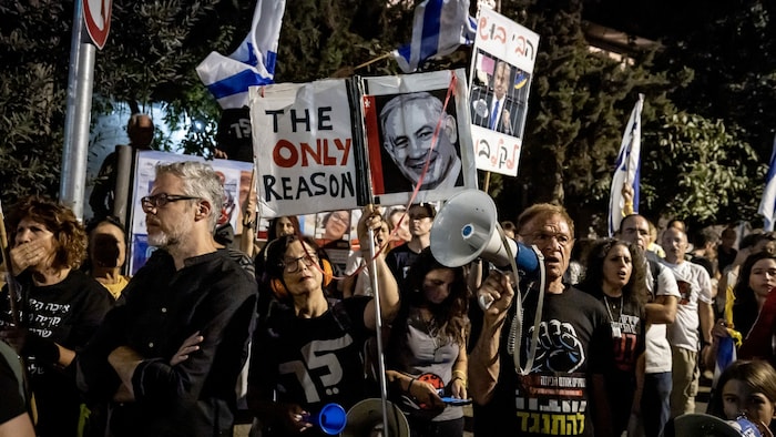 Netanyahu hat öffentlich noch keine Schuld für die Hamas-Massaker eingeräumt.