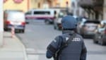 Ein Einsatz samt Untersuchung des Gebäudes folgten. (Bild: Birbaumer Christof)