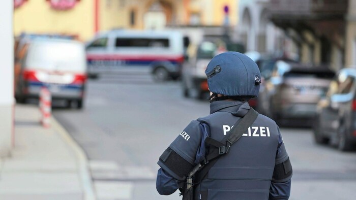 Einsatzkräfte der Cobra durchsuchten den gesamten Ort.