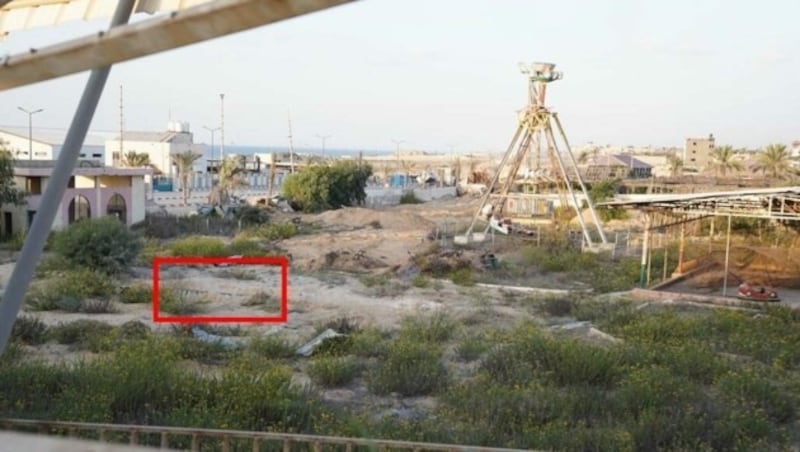 Laut israelischem Militär wurden auf diesem Gelände, dass einen Kinderspielplatz und Vergnügungspark beherbergt, Raketenrampen entdeckt. (Bild: IDF)