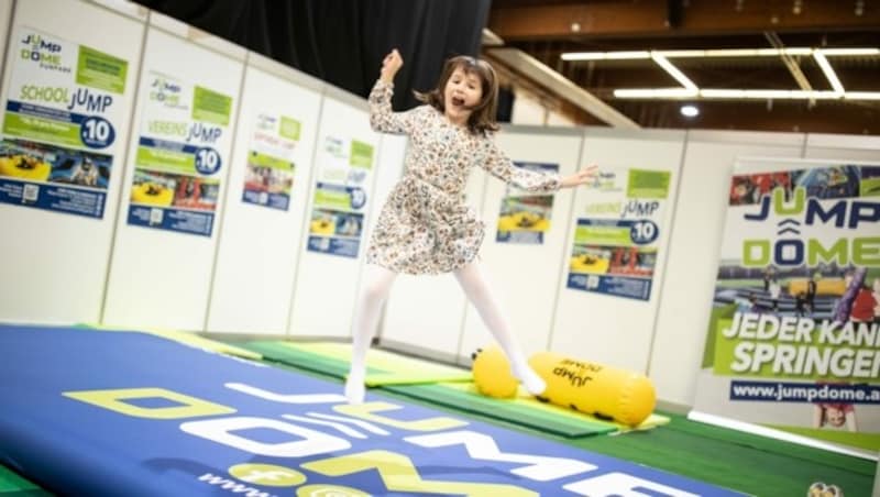 Beim Jump Dome kann nach Herzenslust gesprungen werden. (Bild: Kärntner Messen/Zangerle)