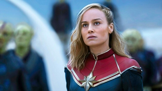Brie Larson als weibliche Superheldin in der Comic-Verfilmung „The Marvels“.