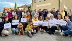 Für Krems und die Kinder protestieren die Bewohner des Alauntals in Krems. (Bild: zVg)