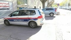 Die Bombendrohungen an mehreren Wiener Schulen sorgten am Mittwoch für Polizeieinsätze. (Bild: Martin Jöchl )