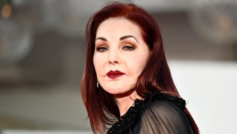 Wer kennt sie nicht, die Ex-Frau des „King of Rock ’n’ Roll: Schauspielerin Priscilla Presley.  (Bild: APA/AFP/GABRIEL BOUYS)