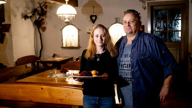 Nicole und Peter Hruska servieren im Stanihof ihr „Vegans‘l“ (Bild: Imre Antal)