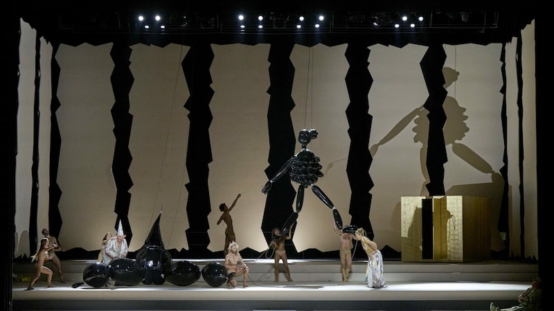 Le Grand Macabre (Bild: (c) Michael Poehn / Wiener Staatsoper)