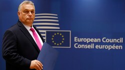 Für einen Start der Gespräche zwischen der EU und Kiew müssen alle Mitgliedsstaaten zustimmen. Viktor Orbán setzt auf Erpressungstaktik. (Bild: The Associated Press)