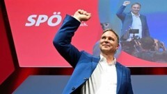 SPÖ-Chef Andreas Babler will am Parteitag mitreißen und einen. (Bild: HELMUT FOHRINGER / APA / picturedesk.com)