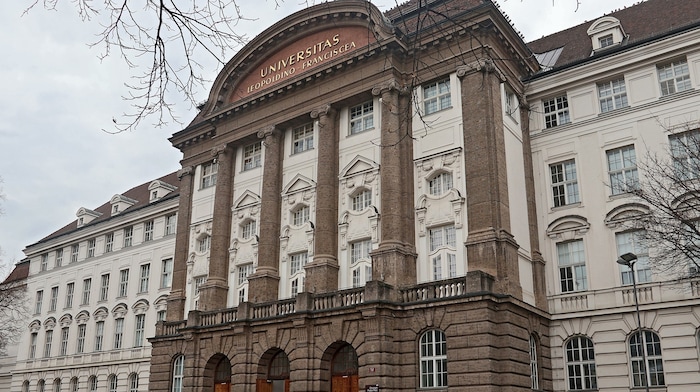 Das Hauptgebäude der Universiät Innsbruck