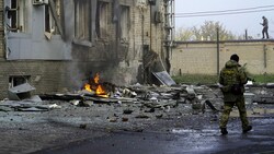 Bereits im Oktober 2022 kam es in der von russland besetzten Stadt Melitopol zu einer Explosion vor einem Gebäude, in dem ein lokaler Fernsehsender untergebracht ist. (Archivbild) (Bild: AFP)