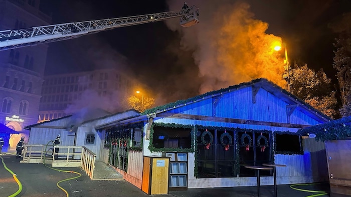 Der Brand ist wohl durch ein Unglück ausgelöst worden.