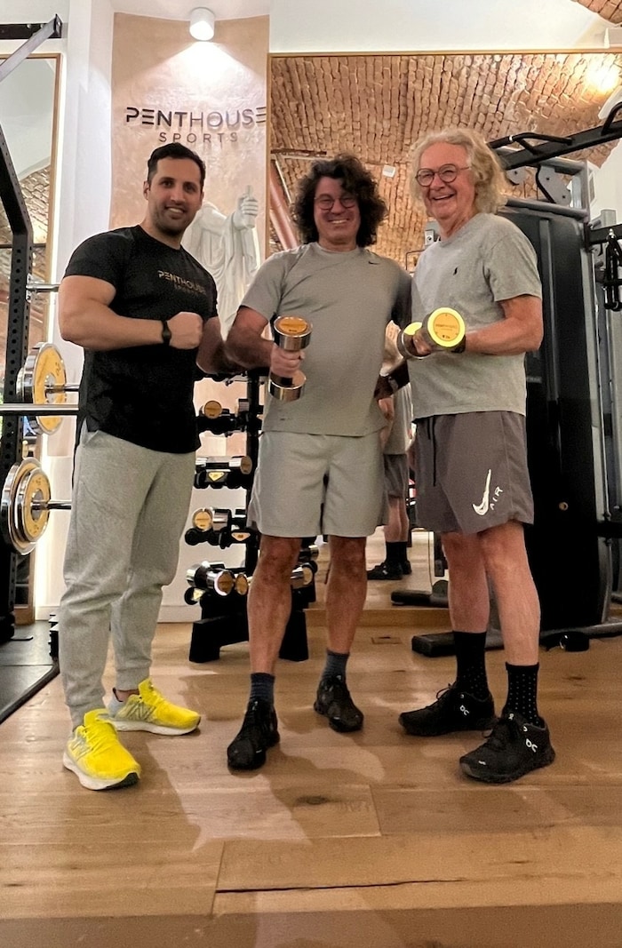 Najeeb mit Penthouse-Eigentümer Herwig Fohrafellner und Fernsehproduzent Peter Hofbauer.