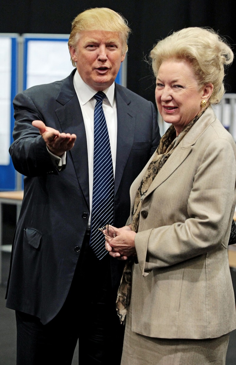 Donald Trump und Maryanne Trump Barry im Jahr 2008 (Bild: AFP PHOTO/Ed Jones )