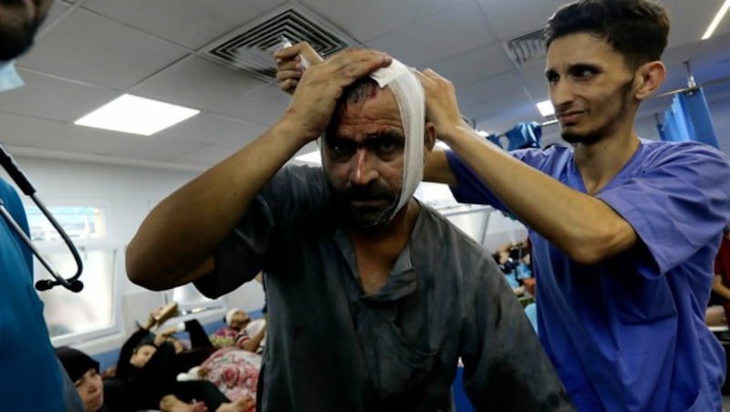 Ein Patient im Al-Shifa-Krankenhaus (Bild: AP)