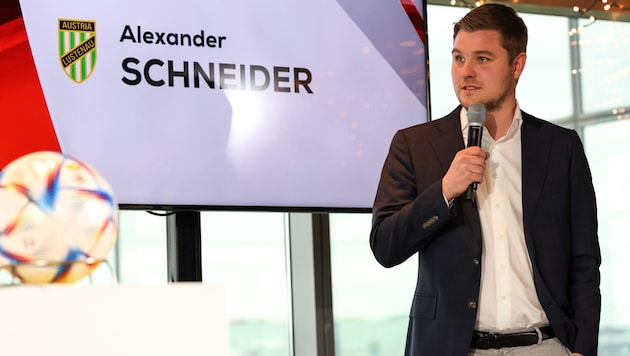 Jetzt ist Austria Lustenau Sportchef Alexander Schneider gefordert - als einer von zwei Interimstrainern. (Bild: GEPA pictures)
