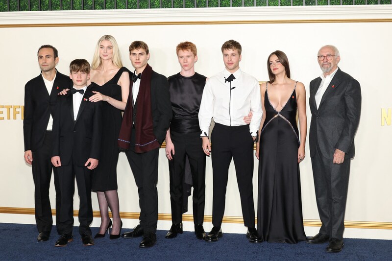 Die Schauspiel Crew von „The Crown“. (Bild: APA/Getty Images via AFP/GETTY IMAGES/Monica Schipper)