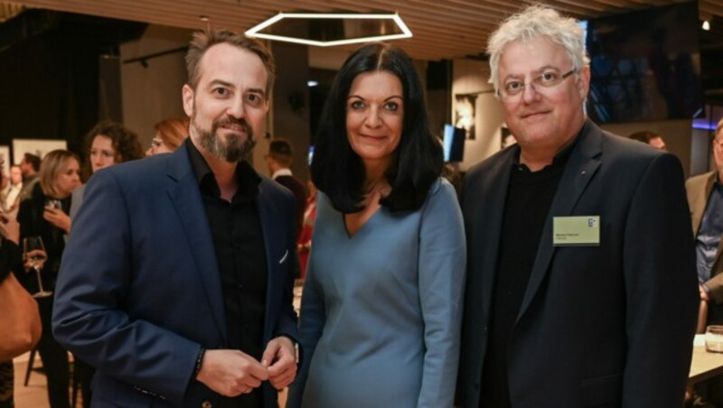 Michael Baminger und Kathrin Kühtreiber-Leitner vom Verein Institut Lebensnetze, Unternehmer Markus Fahrner. (Bild: Markus Wenzel)