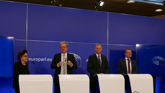 Intendantin Elisabeth Schweeger, Landeshauptmann Christopher Drexler, Landeshauptmann Thomas Stelzer; Hannes Heide, Abgeordneter Europäisches Parlament