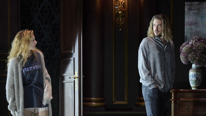 Andrè Schuen als „Schwanda“ mit Vera-Lotte Boecker im Musiktheater an der Wien