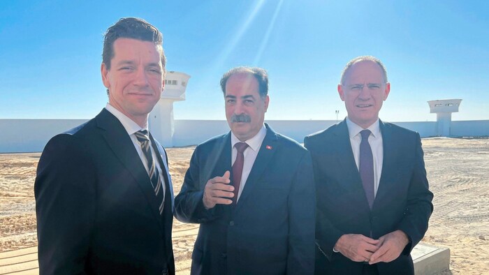 Von links: Die Minister Kaare Dybvad Bek (Dänemark), Kamel Feki (Tunesien) und Gerhard Karner ...