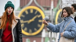 Russische Frauen in der Moskauer Innenstadt (Bild: APA/AFP/Alexander NEMENOV)