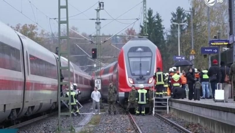 In Bayern wurden am Freitagnachmittag sieben Menschen bei einem Zusammenstoß von zwei Zügen verletzt (Bild: glomex)