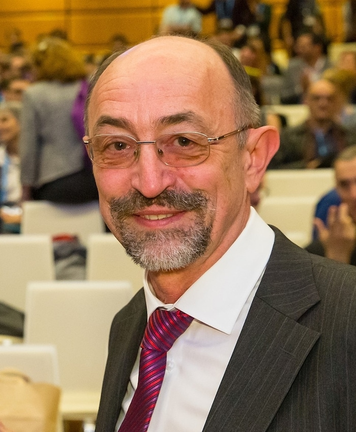 Der Hydrologe Günter Blöschl von der TU Wien ist Experte beim Thema Flut und Hochwasser. Nun hat ...