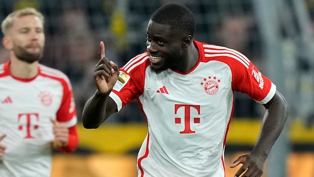 Bayern Munich's Dayot Upamecano and Co. will be on the hunt for points against Aston Villa ... (Bild: Associated Press)