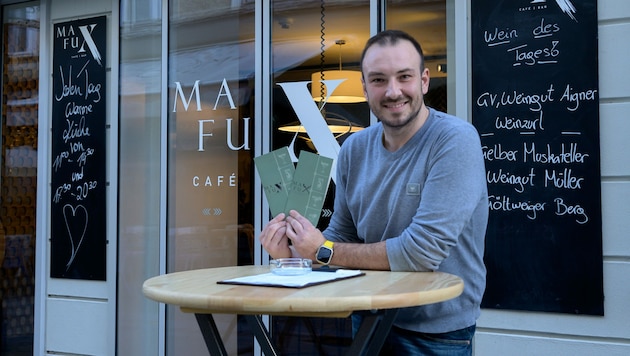 Gastronom Dragan Korica bietet mit seinem neu eröffneten Lokal „Max Fux“ in Krems jetzt der Gastro-Krise die Stirn. (Bild: Attila Molnar)