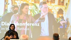 Veronica Kaup-Hasler präsentiert die Kulturstrategie 2030 (Bild: Ismail GOKMEN/PID)