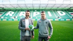 Neo-Trainer Robert Klauß (re.) und Sportchef Markus Katzer (Bild: SK Rapid | Red Ring Shots)