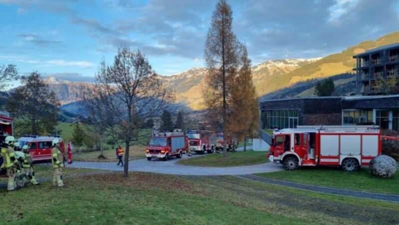 Mehrere Feuerwehren standen im Einsatz. (Bild: zoom.tirol)
