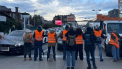 Rund 70 Anhänger der Letzten Generation legten den Frühverkehr erneut lahm.