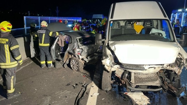 Čtyři lidé byli zraněni při dopravní nehodě na dálnici A3 v oblasti Müllendorf. (Obrázek: BFKD/Prünner)