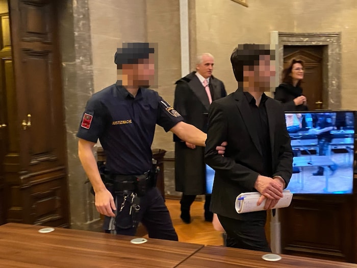 Dem Kleinunternehmer aus dem Iran wird ein Mord in Simmering vorgeworfen.