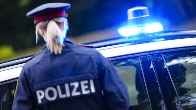 Polizeieinsatz in der Landeshauptstadt Kärnten  (Bild: APA/EVA MANHART)