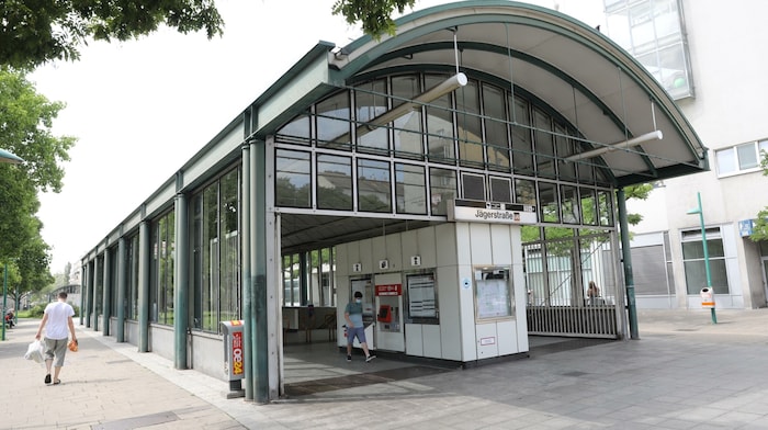 Tatort U6-Station: Hier kam es zu der grauenhaften Bluttat im Drogenmilieu.